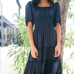 Lisa Says Gah tiered midi dress